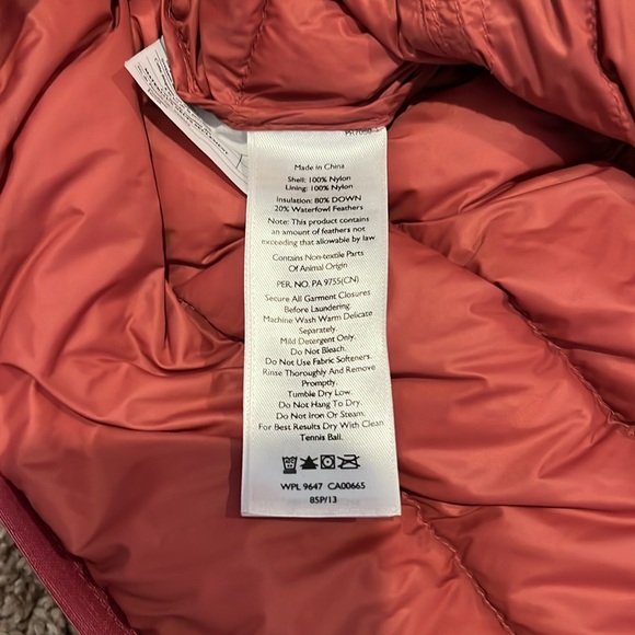 Eddie Bauer down women’s XS pullover coat - Picture 3 of 4